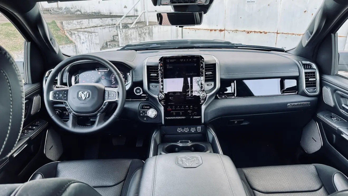 interior Ram 1500 [Auto+ / João Brigato]