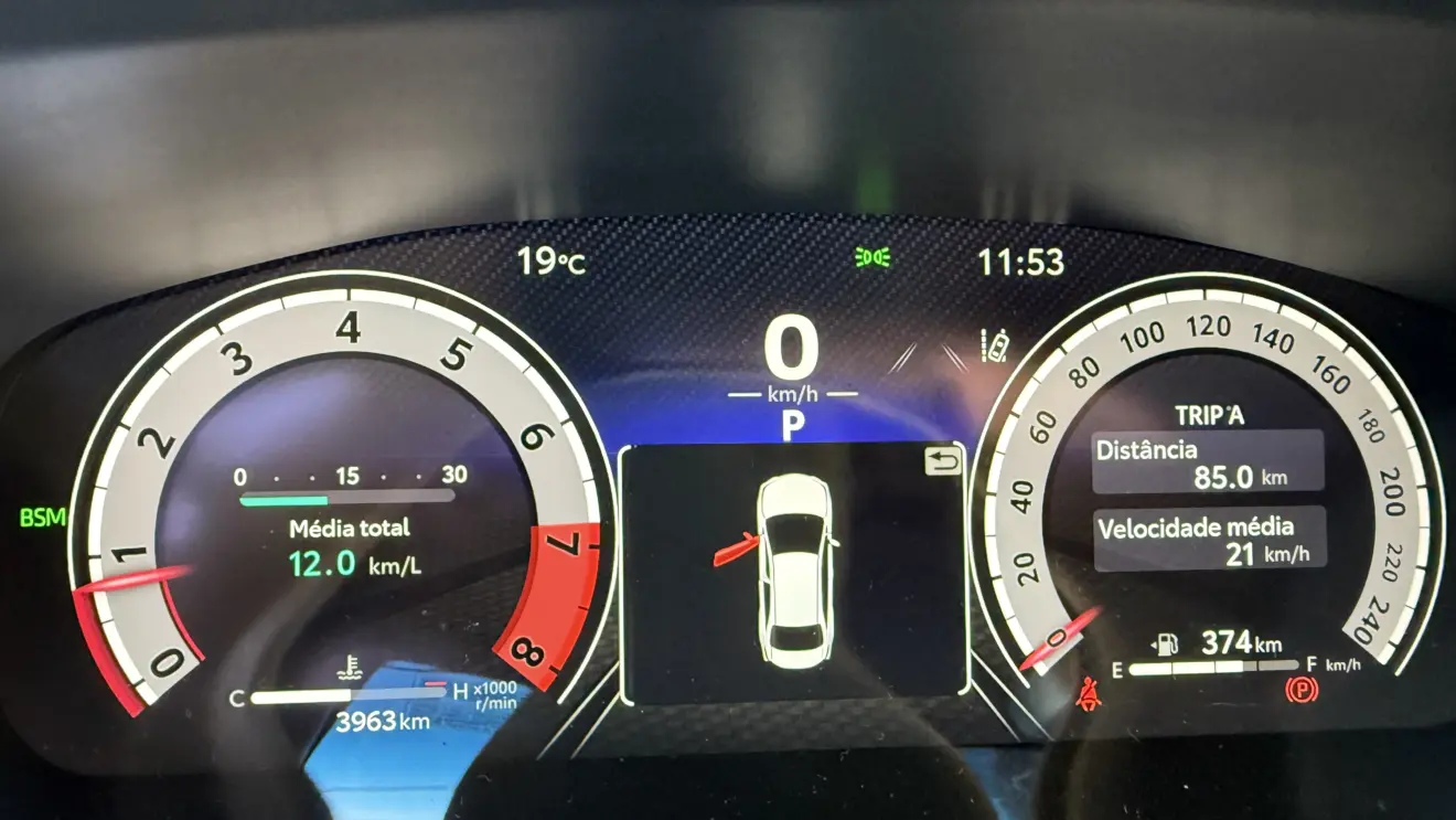 Painel de instrumentos do Toyota Corolla GR-Sport