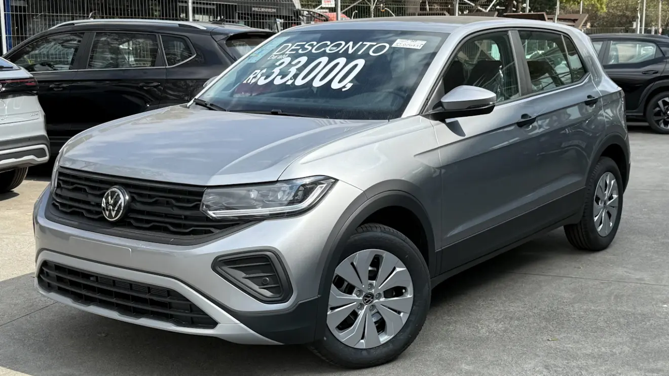 Volkswagen T-Cross Sense cinza visto de lado