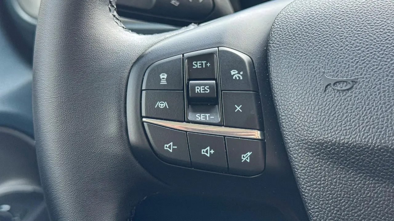 Ajuste do volante da Ford Maverick Lariant Black