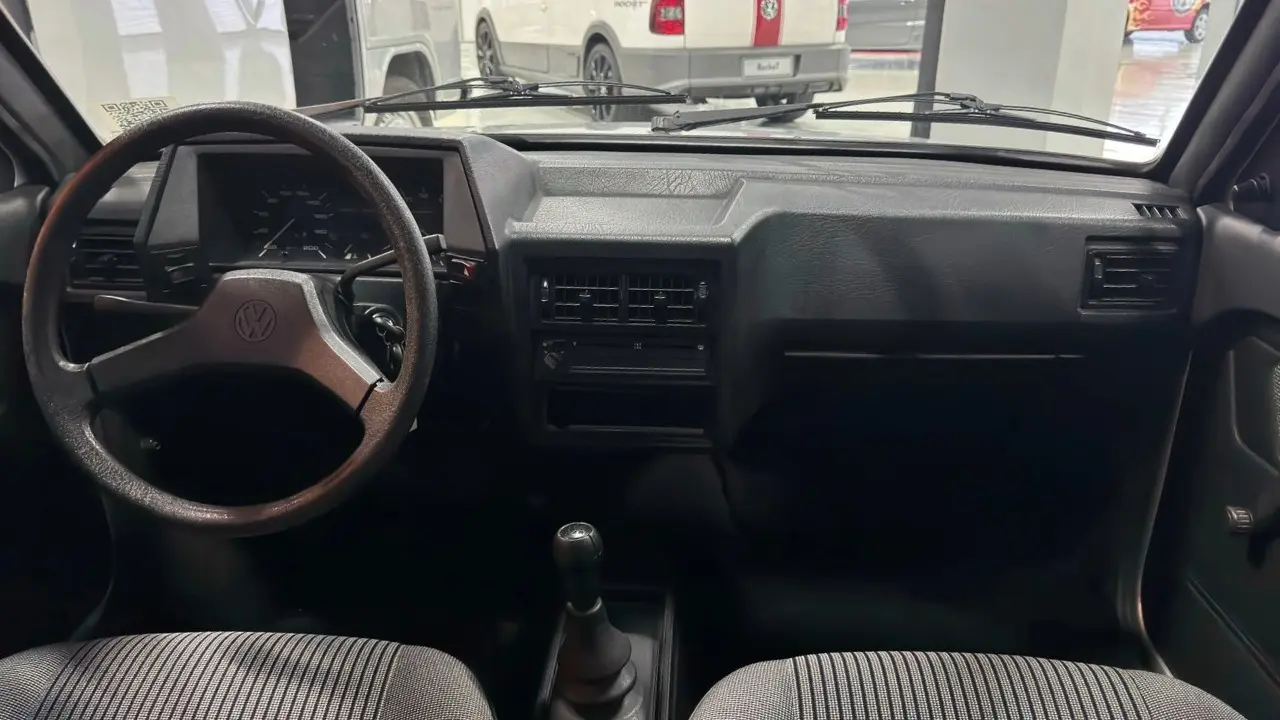 Interior do Volkswagen BY cinza na Garagem Volkswagen
