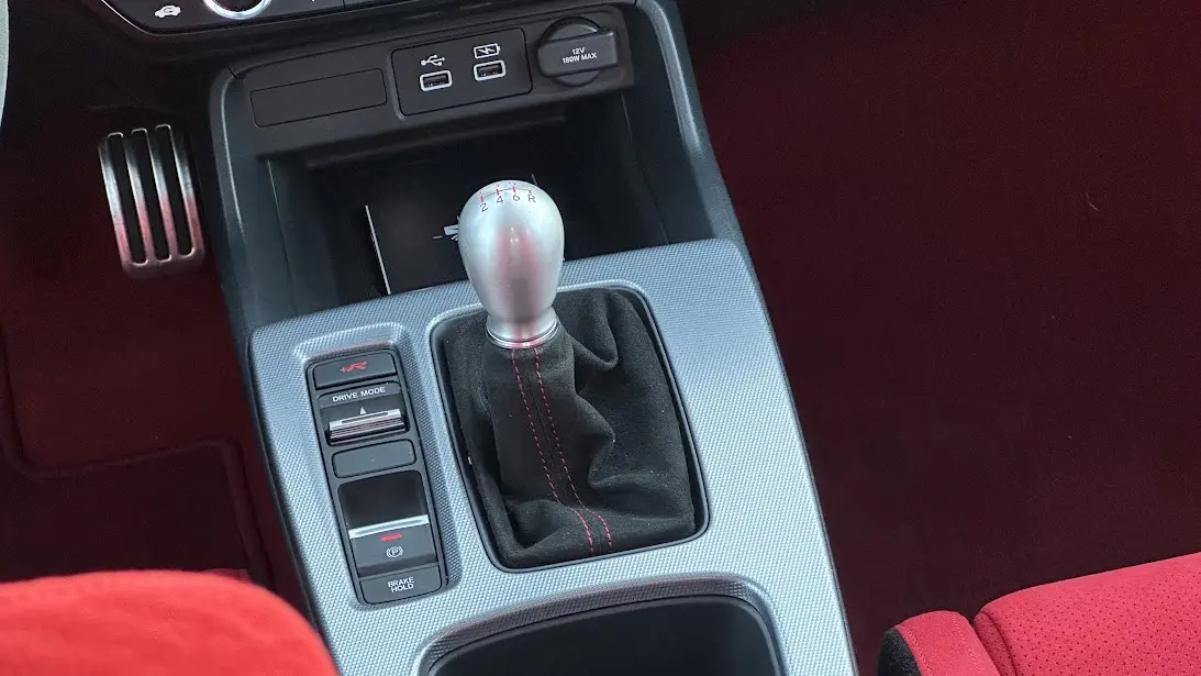 Alavanca do câmbio de seis marchas do Honda Civic Type R