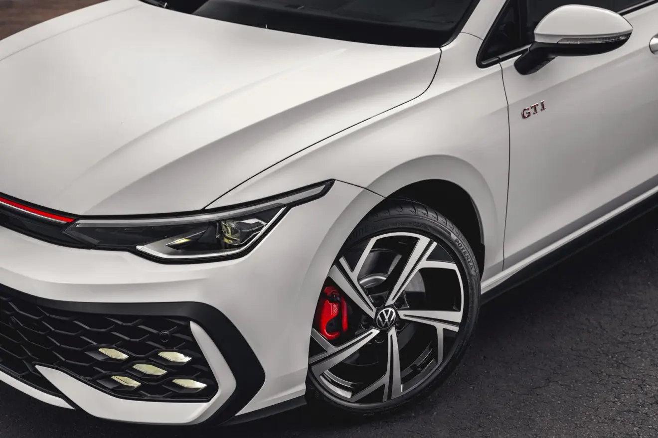 Faróis do Volkswagen Golf GTI