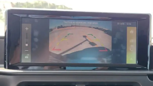 câmera de ré do Citroën Basalt Feel CVT