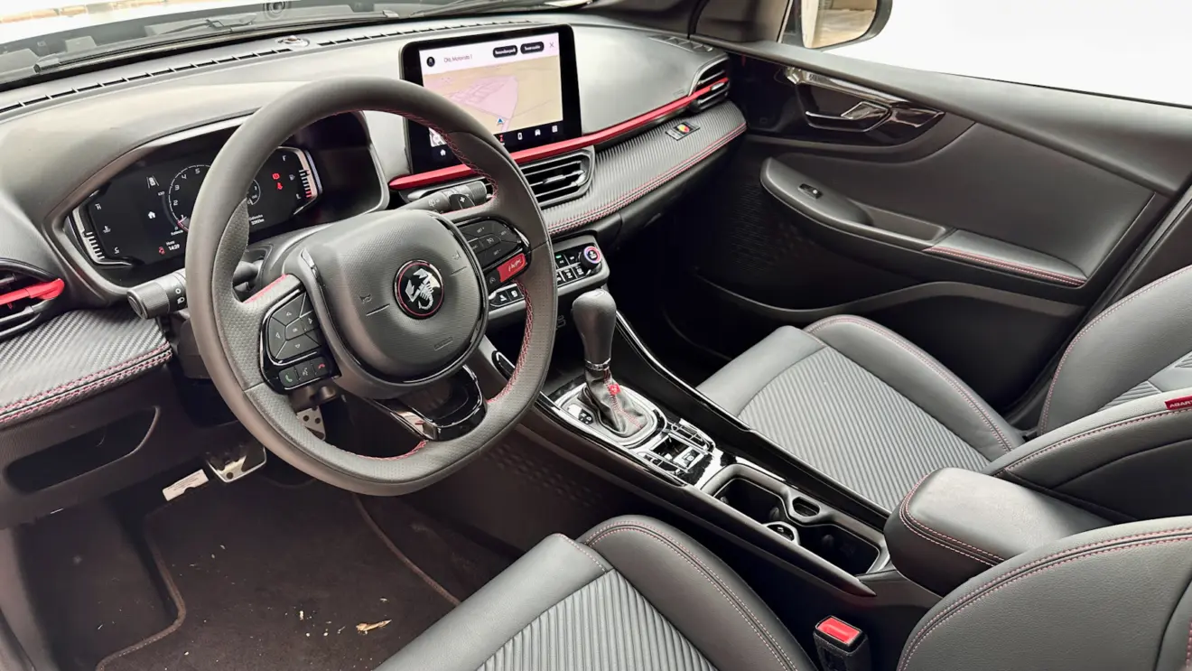 Interior fiat pulse abarth