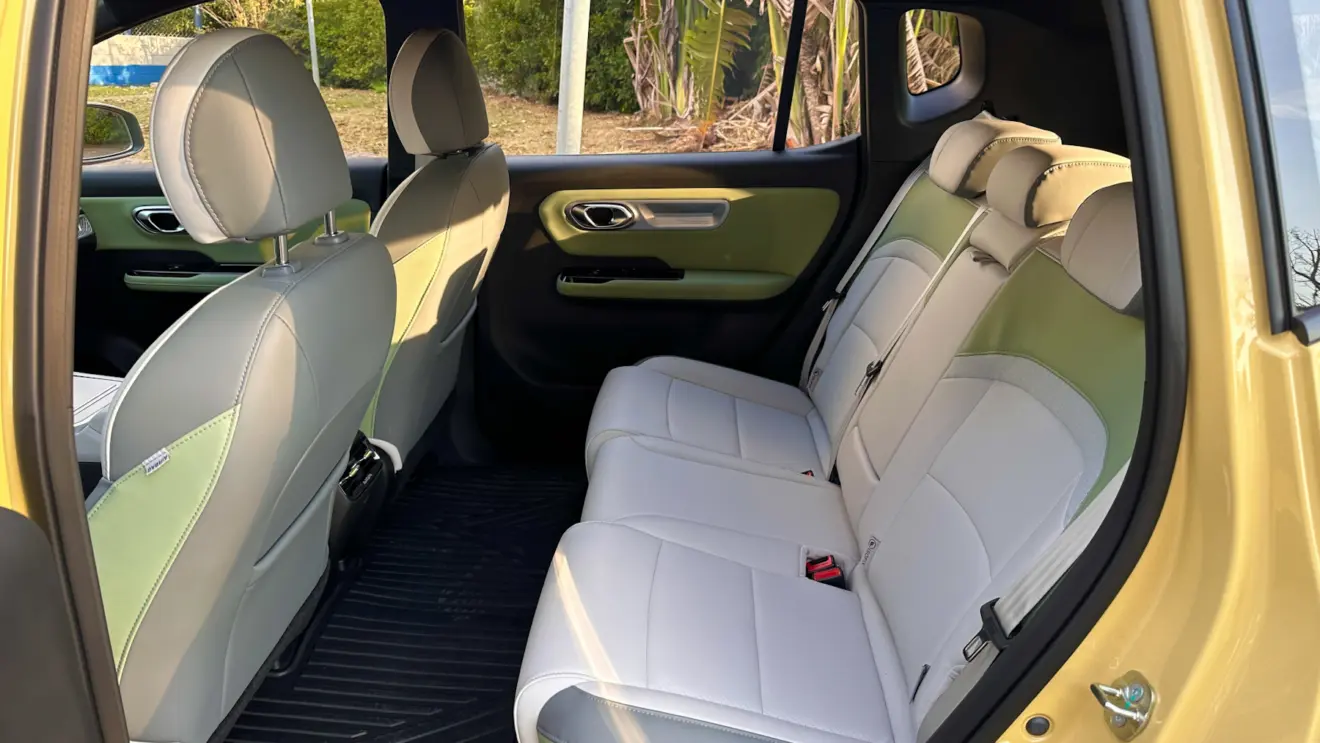 banco traseiro gac aion y