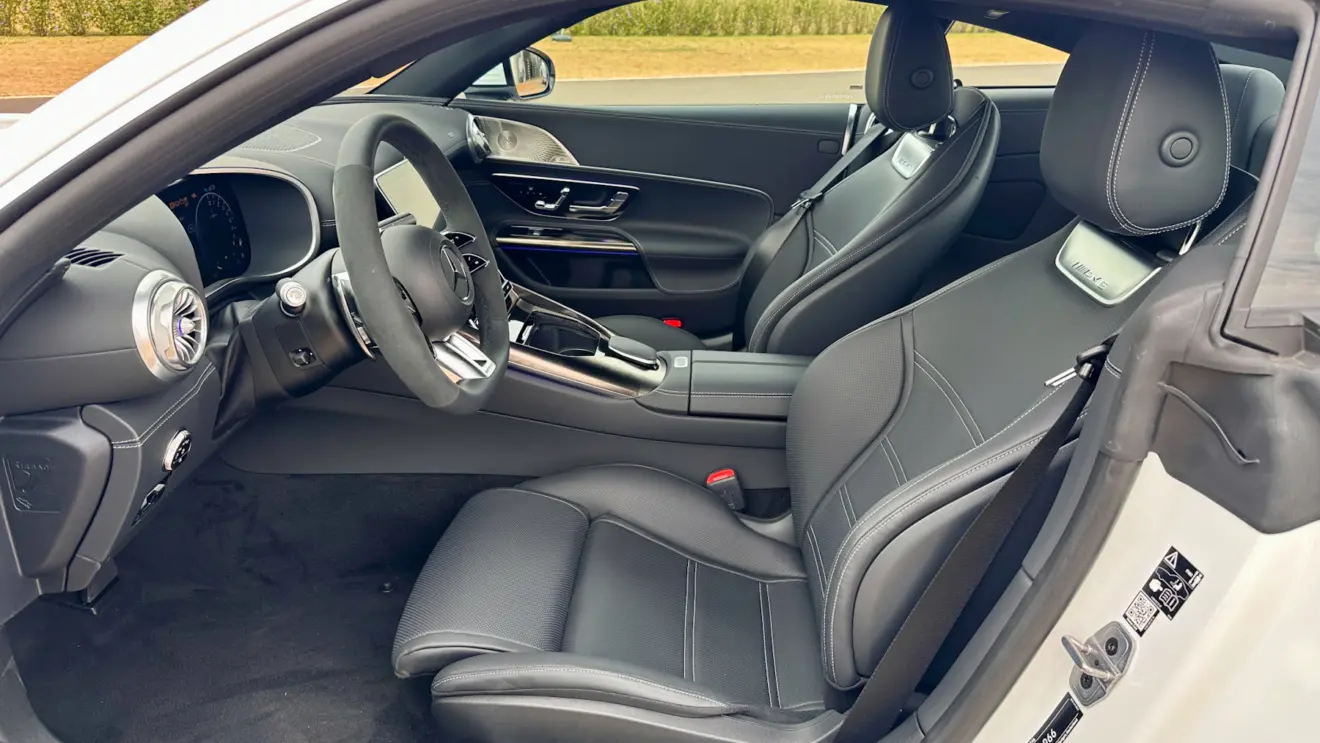 Mercedes-Benz AMG GT [Auto+ / João Brigato]