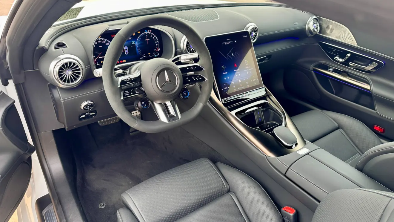 Mercedes-Benz AMG GT [Auto+ / João Brigato]