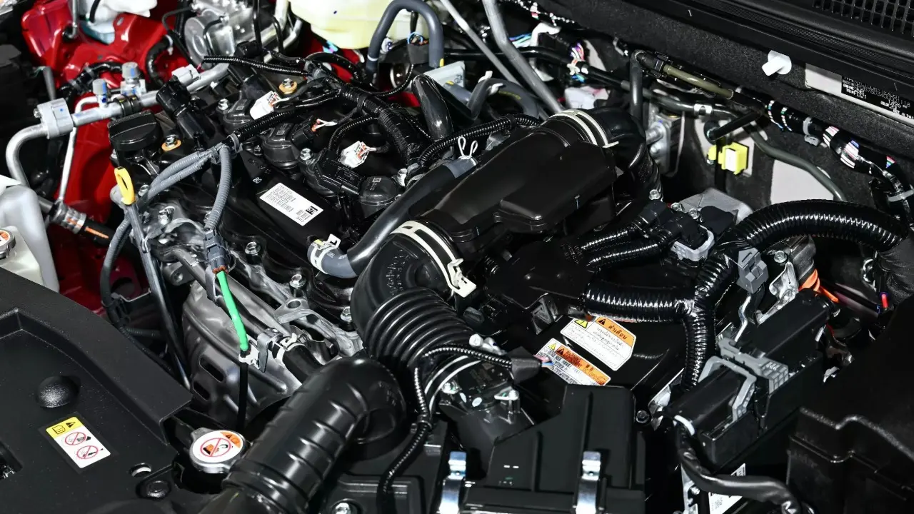 Motor do Toyota Yaris Activ vermelho da Tailândia