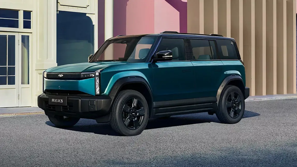 Chery Fulwin X3L / Jaecoo 6 verde de frente