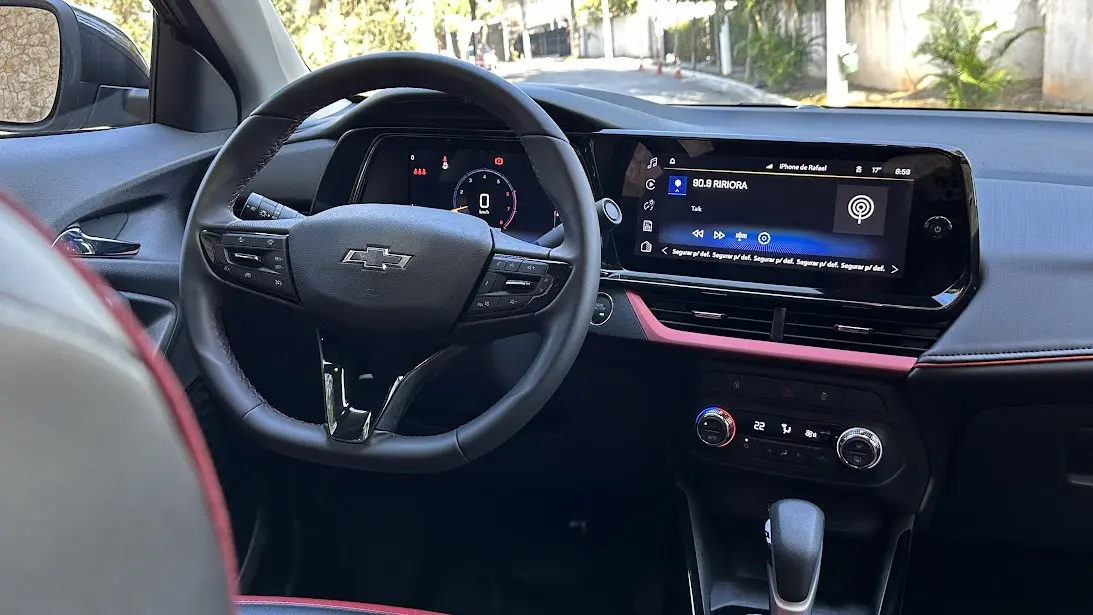 Painel do Chevrolet Tracker RS 2026