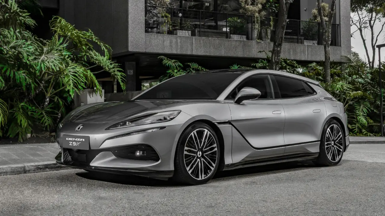 Denza Z9 GT estático em São Paulo Vougue
