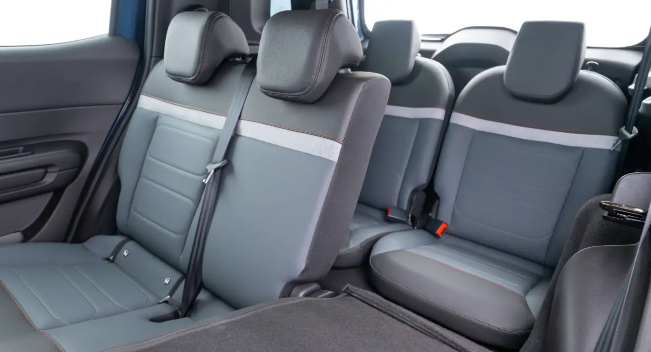 Espaço traseiro Citroën Aircross 2026