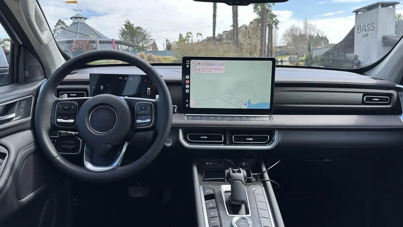 Interior da GWM Poer P30 Exclusive