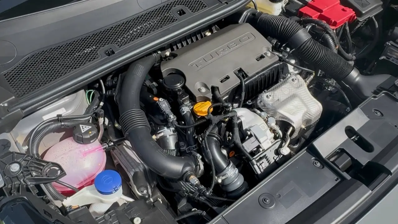 Motor do Peugeot 208 Hybrid