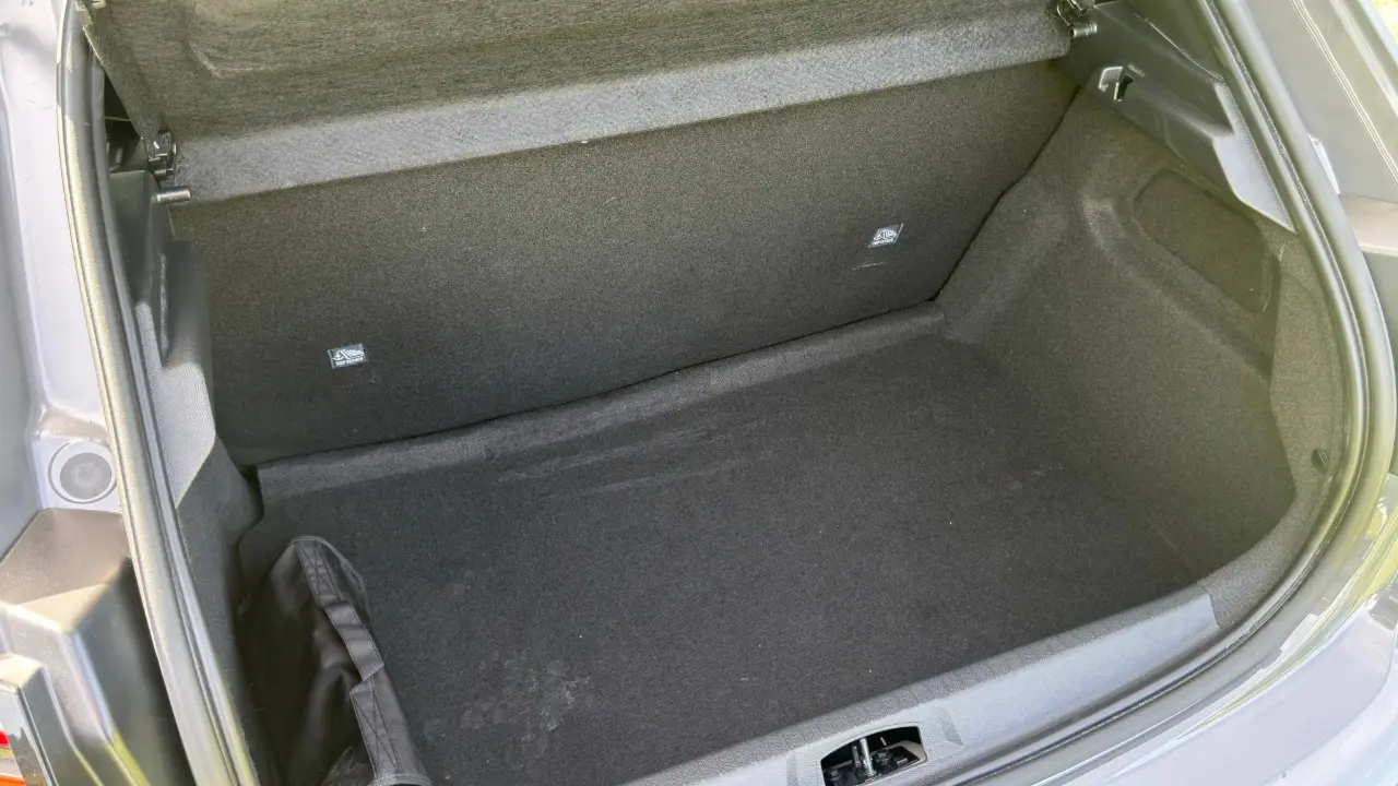 Porta-malas do Peugeot 208 Hybrid