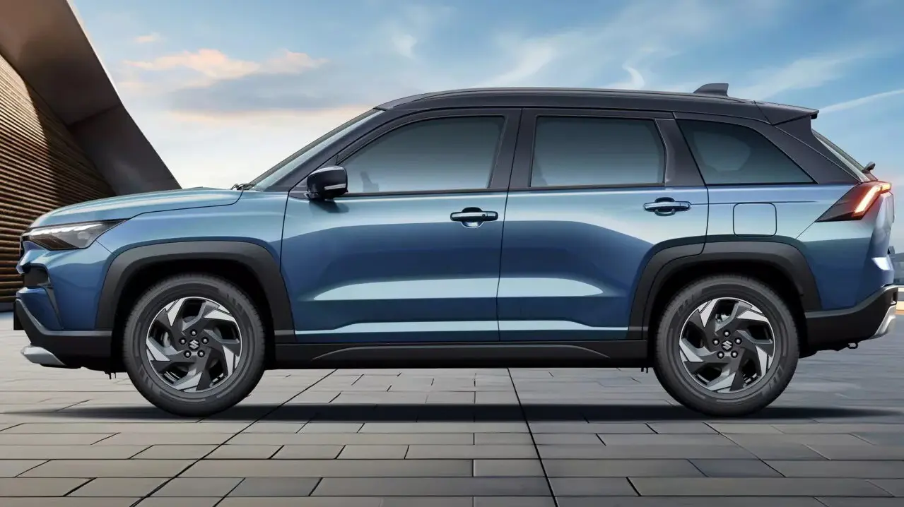 Maruti Suzuki Victoris azul visto de lado