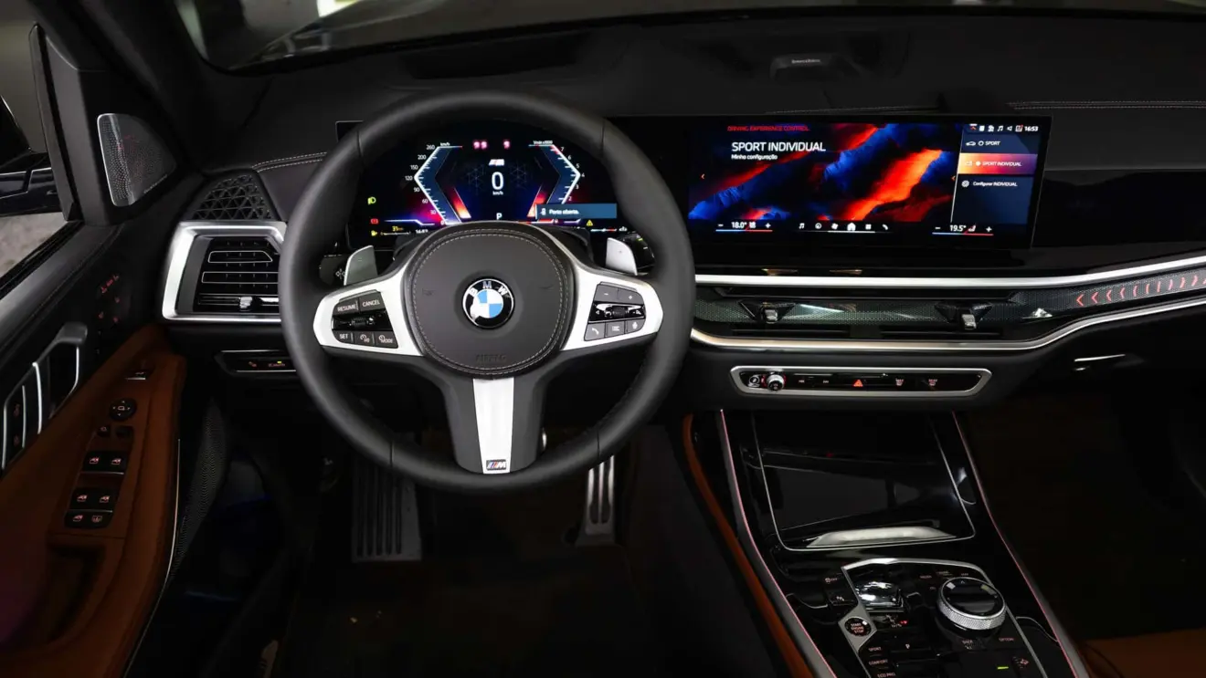 Interior do BMW X7 xDrive40i
