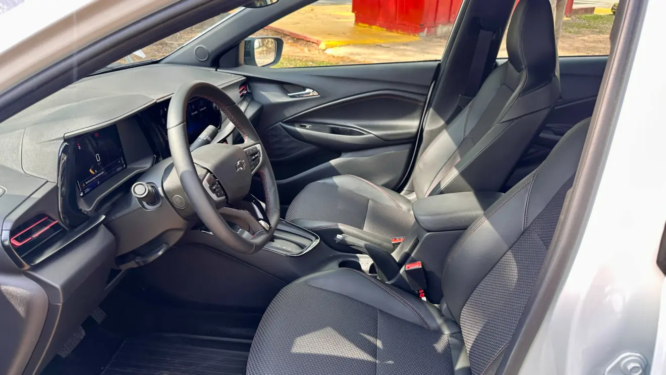 banco dianteiro chevrolet onix rs