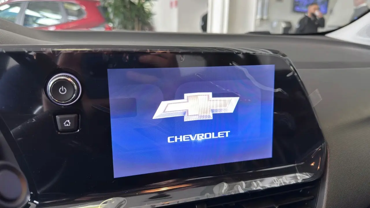 Interior do Chevrolet Tracker Sem Nome 1.0 AT