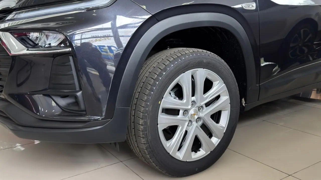 Rodas de calotas do Chevrolet Tracker Sem Nome 1.0 AT