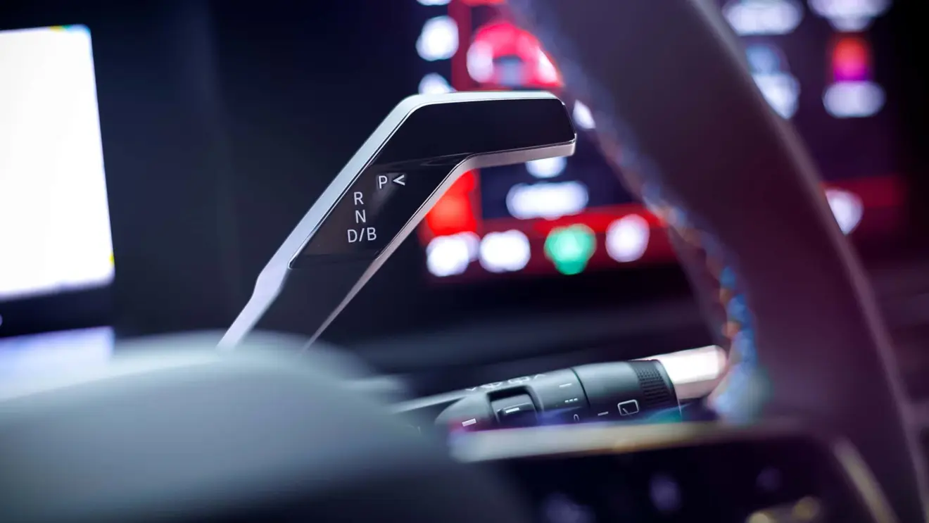 Interior do Grade frontal do Renault Clio 2026 de sexta geração