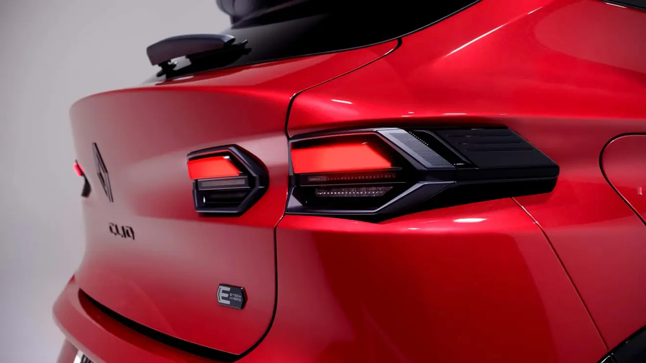 Lanternas traseiras do Renault Clio 2026 de sexta geração vermelho estático