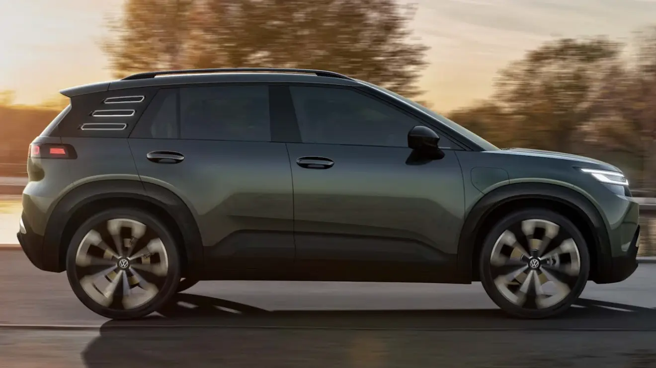 Volkswagen ID. Cross esverdeado visto de lado